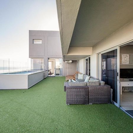 Infinity Self Catering Apartments Bloubergstrand Exterior foto