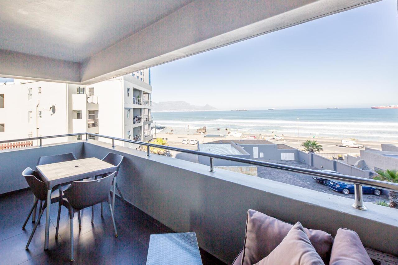 Infinity Self Catering Apartments Bloubergstrand Exterior foto