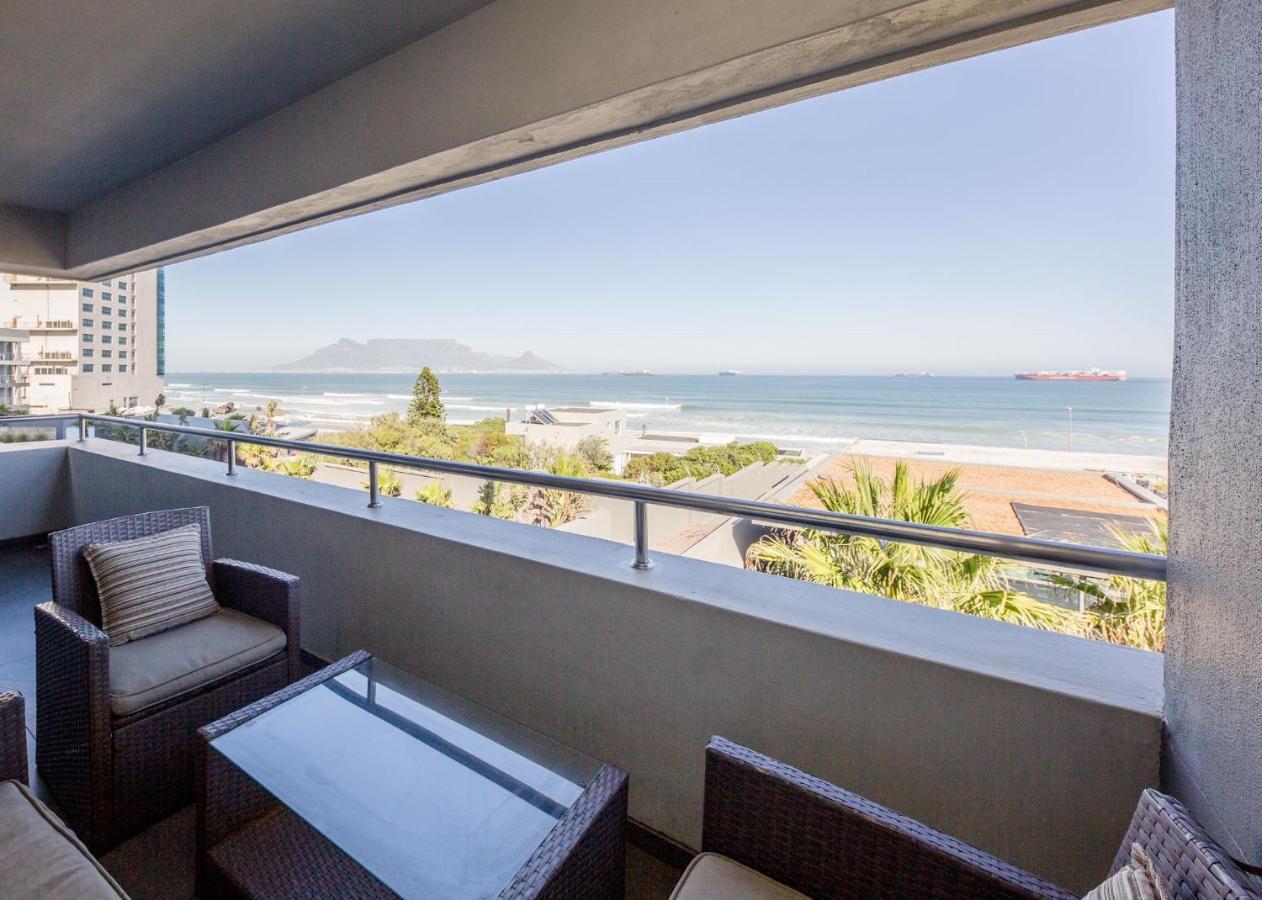 Infinity Self Catering Apartments Bloubergstrand Exterior foto