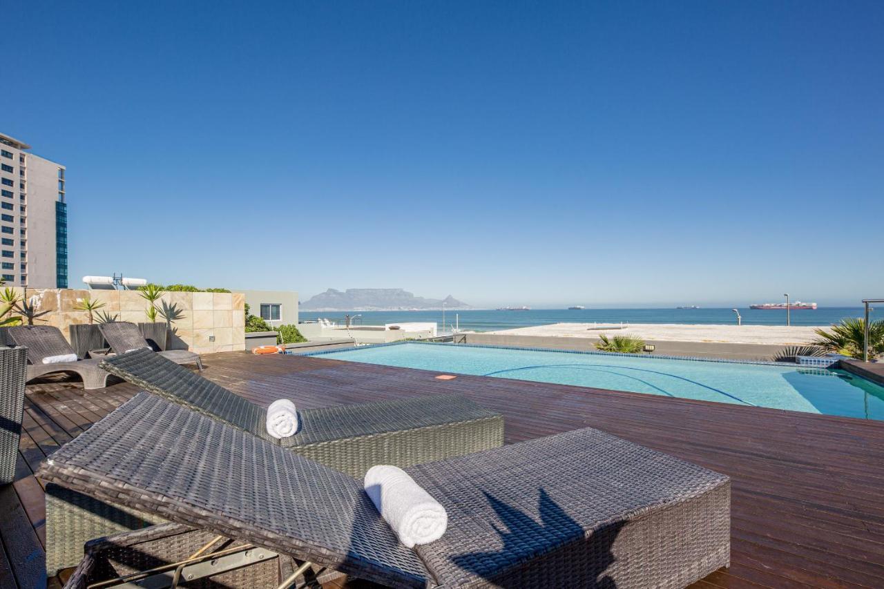 Infinity Self Catering Apartments Bloubergstrand Exterior foto