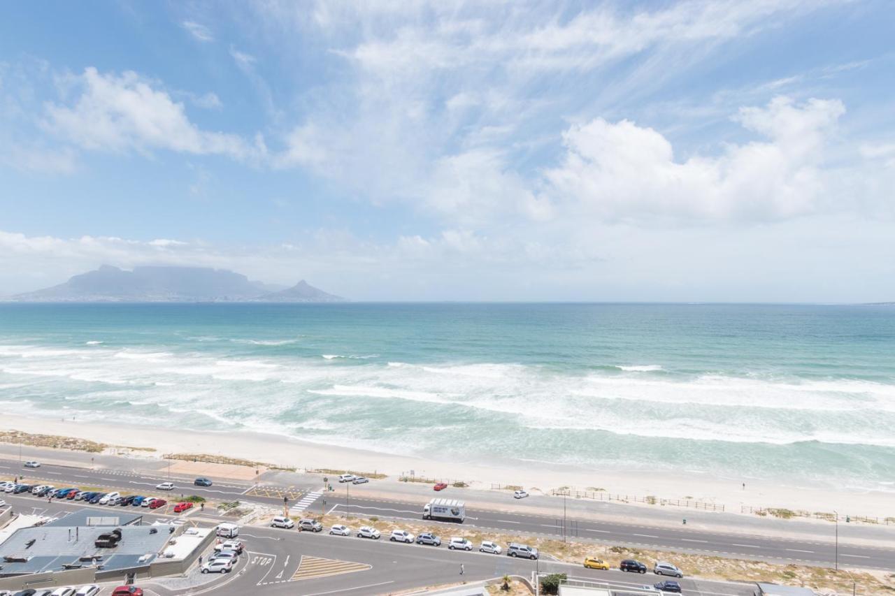 Infinity Self Catering Apartments Bloubergstrand Exterior foto