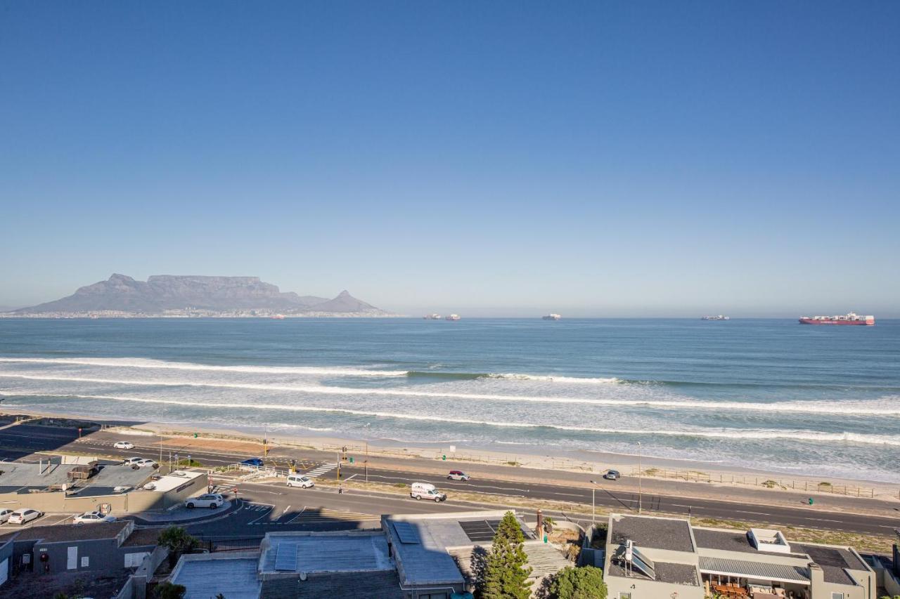 Infinity Self Catering Apartments Bloubergstrand Exterior foto