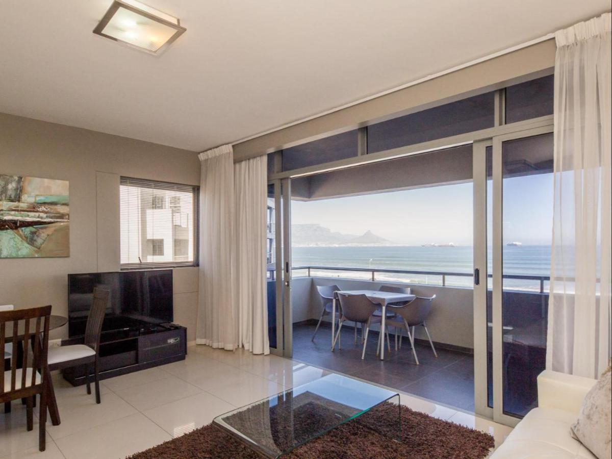 Infinity Self Catering Apartments Bloubergstrand Exterior foto